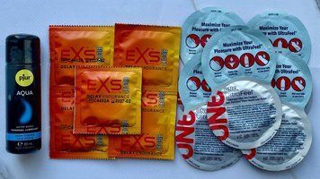 Набір EXS Delay 5шт + ONE UltraFeel 5шт + Лубрикант pjur Aqua 30 мл SOS3560 фото