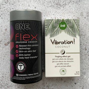 Комплект: 10 штук ONE Flex графеновые + Жидкий вибратор Intt Vibration Coconut Vegan (15 мл) SOS1045 фото