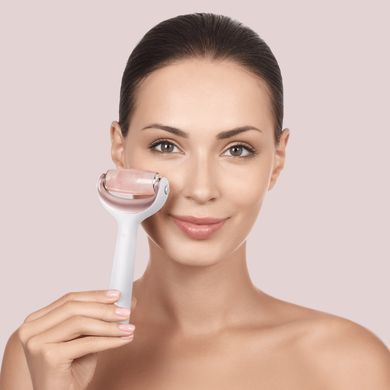 Ролер для голкової мезотерапії обличчя та тіла GESKE MicroNeedle Face&Body Roller 9в1 starlight HB0209 фото