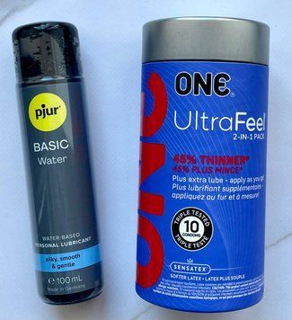 Набор ONE UltraFeel 2-in-1 Pack 10 шт + Лубрикант pjur Basic waterbased 100 мл SOS2044 фото