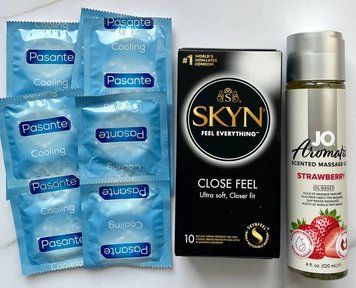 Набор 20 шт SKYN Close Feel - Pasante Cooling + System JO Aromatix Strawberry 120 мл SOS1630 фото