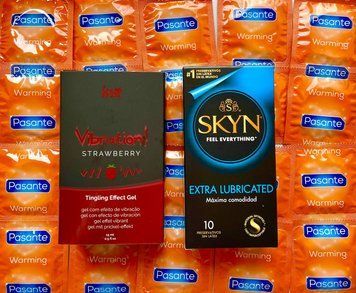 Набор 22 шт Skyn Extra Lube - Pasante Warming + Intt Vibration Strawberry (15 мл) SOS1588 фото