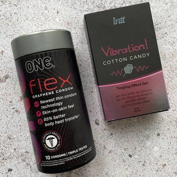 Набор 10 штук ONE Flex графеновые + Жидкий вибратор Intt Vibration Cotton Candy (15 мл) SOS1048 фото